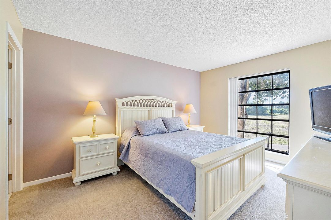 5530 Nw 44th St u216_001
