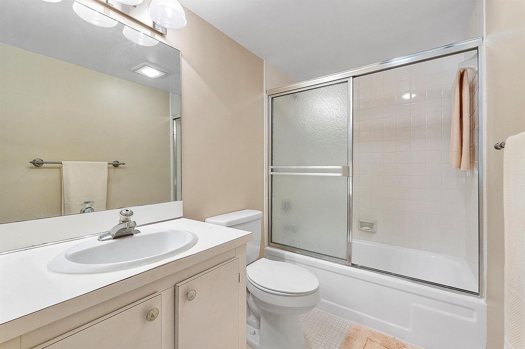 5530 Nw 44th St u216_004