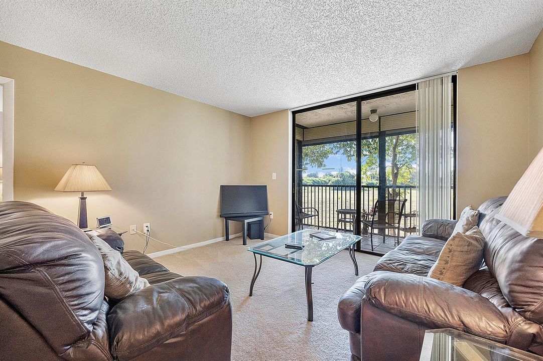 5530 Nw 44th St u216_017