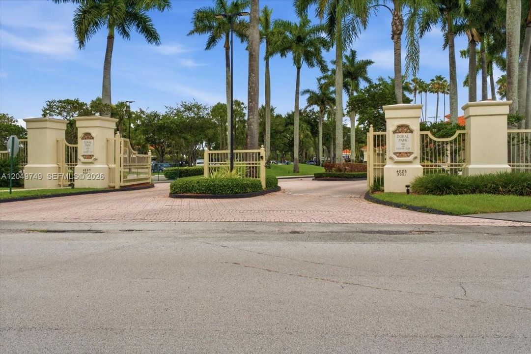 For Rent: $5,300 (4 beds, 3 baths, 3258 Square Feet)