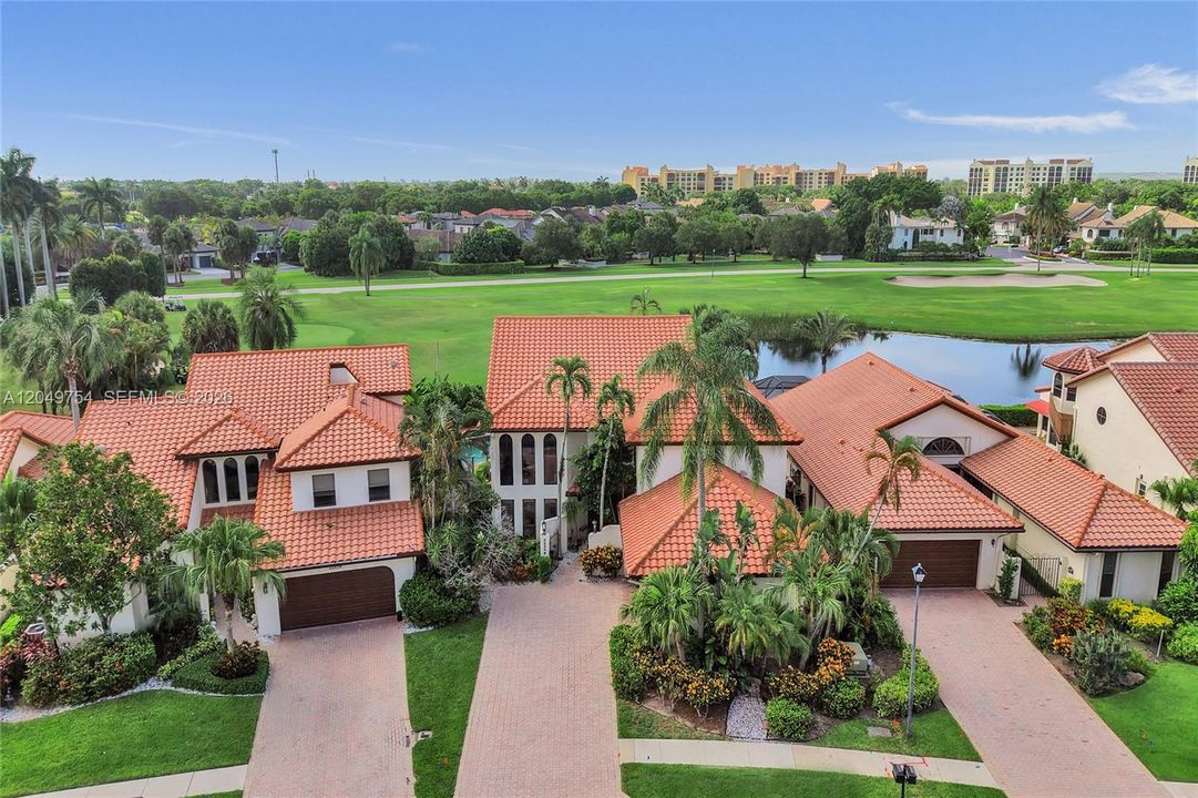 For Sale: $1,075,000 (4 beds, 4 baths, 4013 Square Feet)