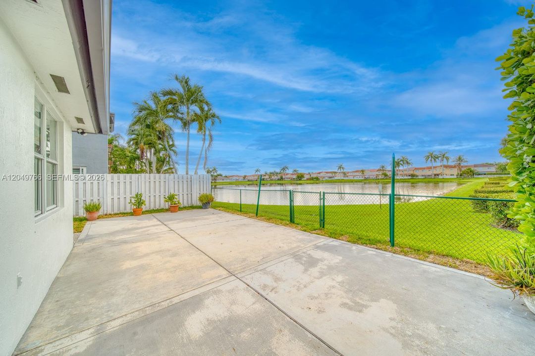 For Rent: $4,500 (4 beds, 2 baths, 1825 Square Feet)
