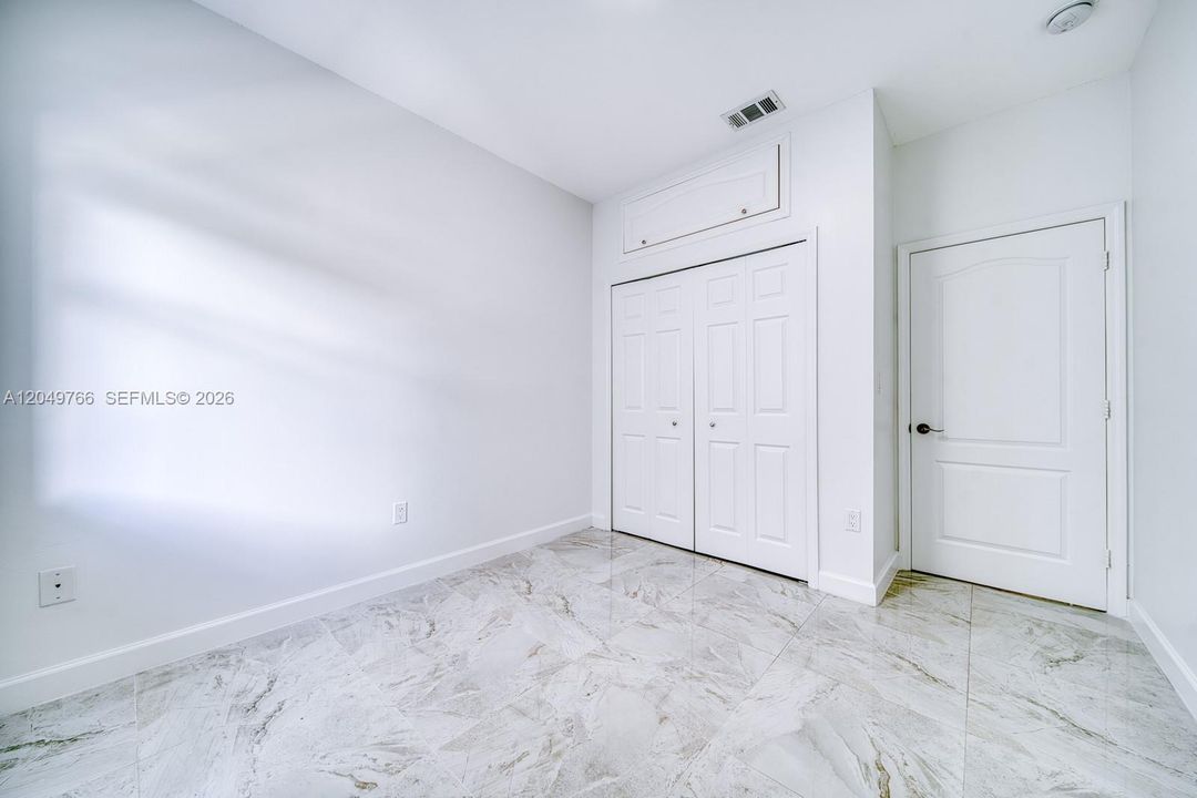 For Rent: $4,500 (4 beds, 2 baths, 1825 Square Feet)