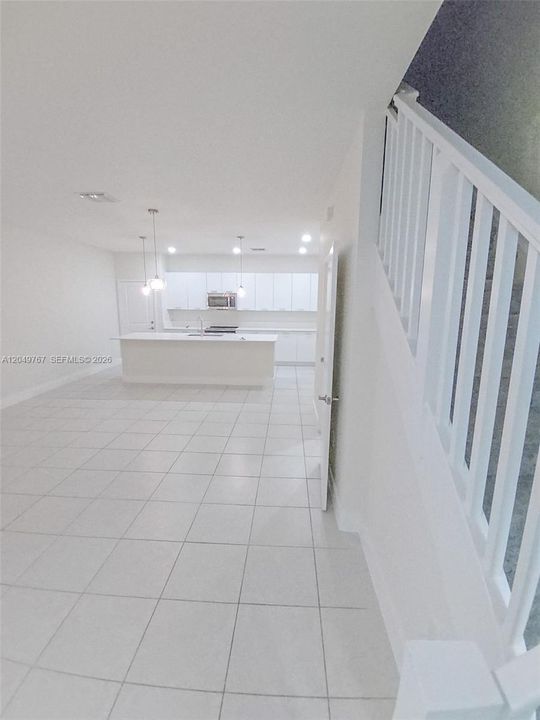 For Rent: $3,850 (3 beds, 2 baths, 1610 Square Feet)