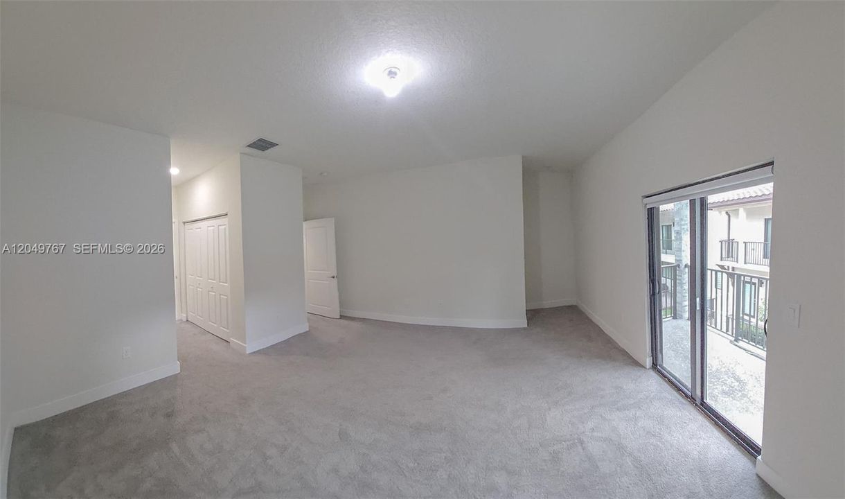 For Rent: $3,850 (3 beds, 2 baths, 1610 Square Feet)