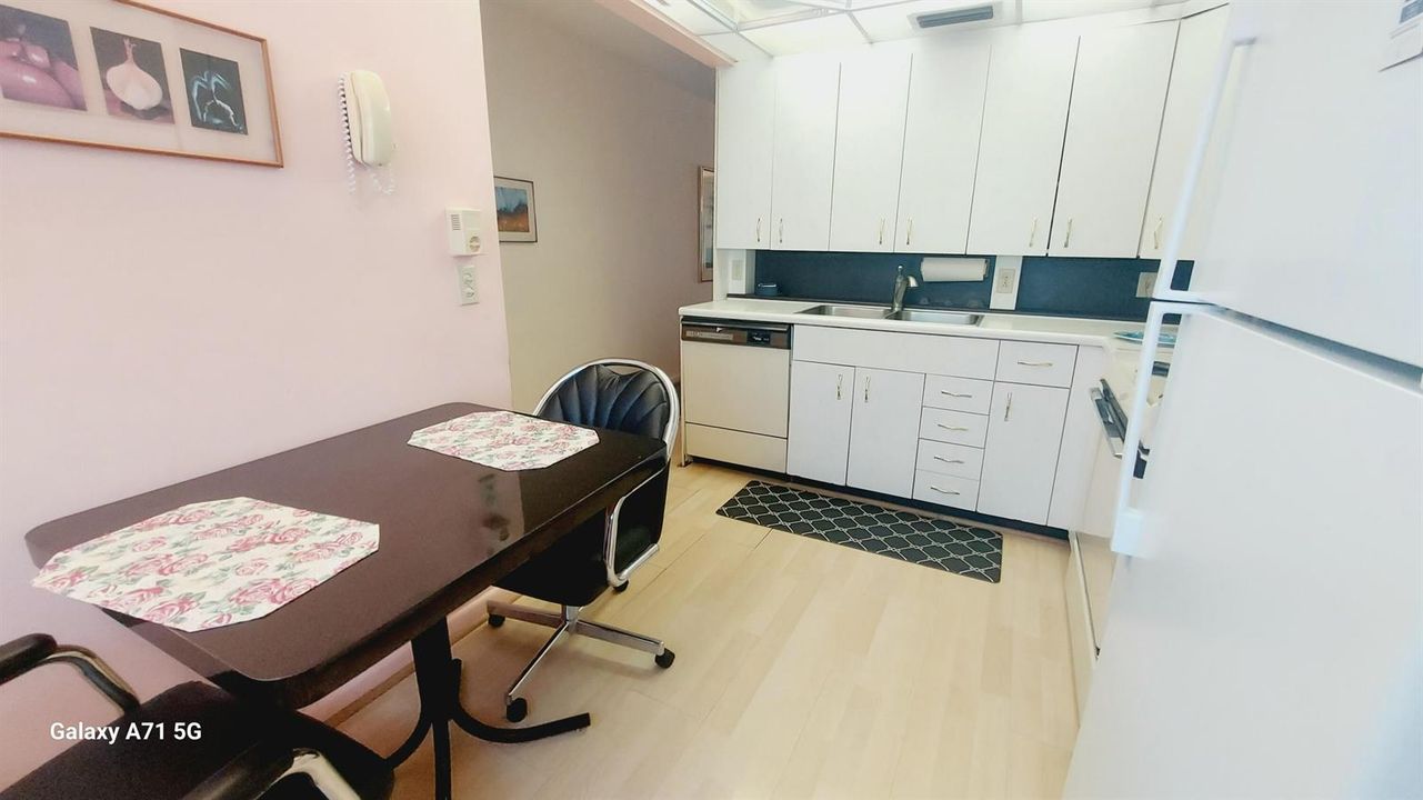 kitchen 2