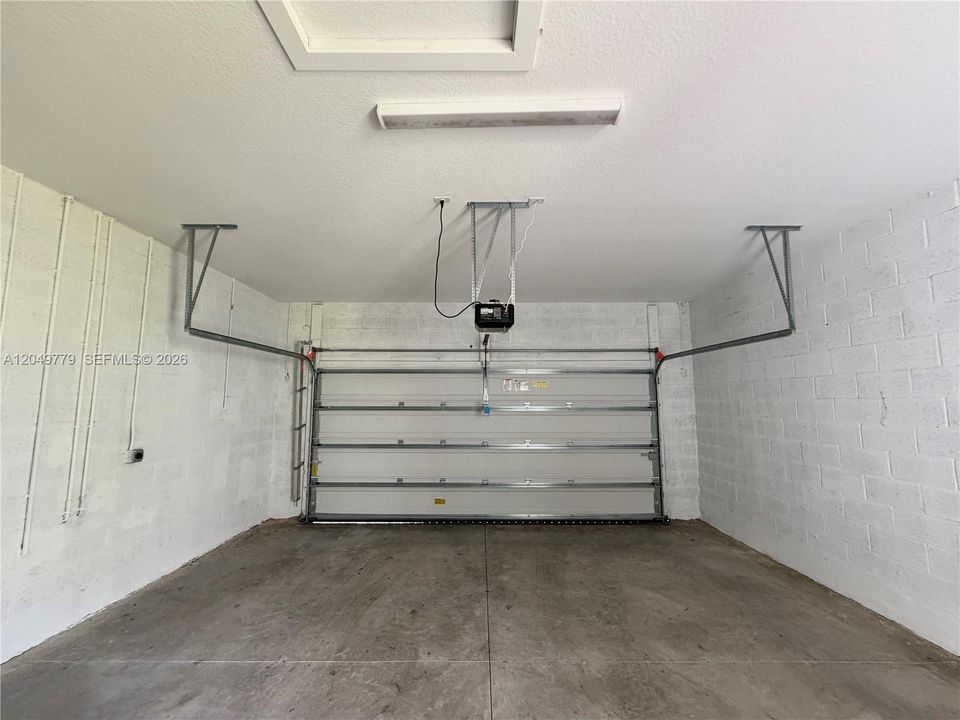 For Rent: $4,800 (4 beds, 3 baths, 2486 Square Feet)