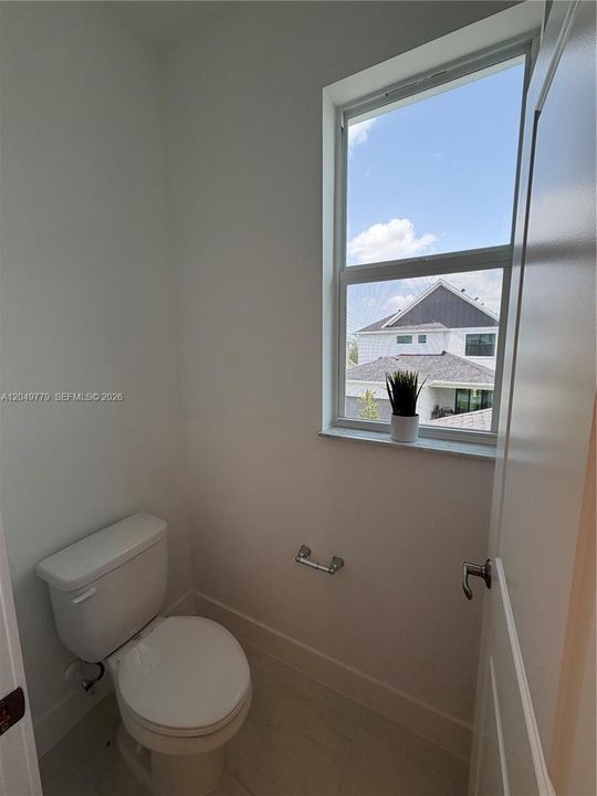 For Rent: $4,800 (4 beds, 3 baths, 2486 Square Feet)