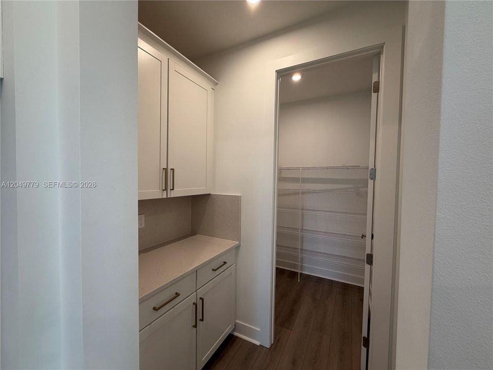 For Rent: $4,800 (4 beds, 3 baths, 2486 Square Feet)