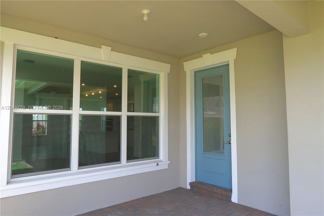 For Rent: $4,800 (4 beds, 3 baths, 2486 Square Feet)