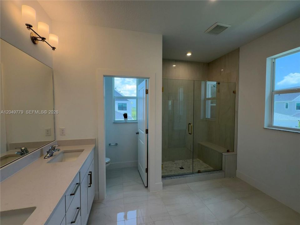 For Rent: $4,800 (4 beds, 3 baths, 2486 Square Feet)