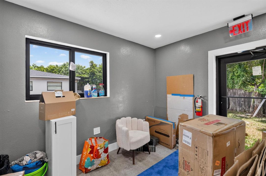 16801 NE 6TH - 00016