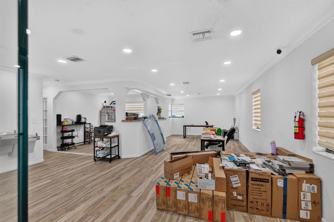 16811 NE 6th - 00002