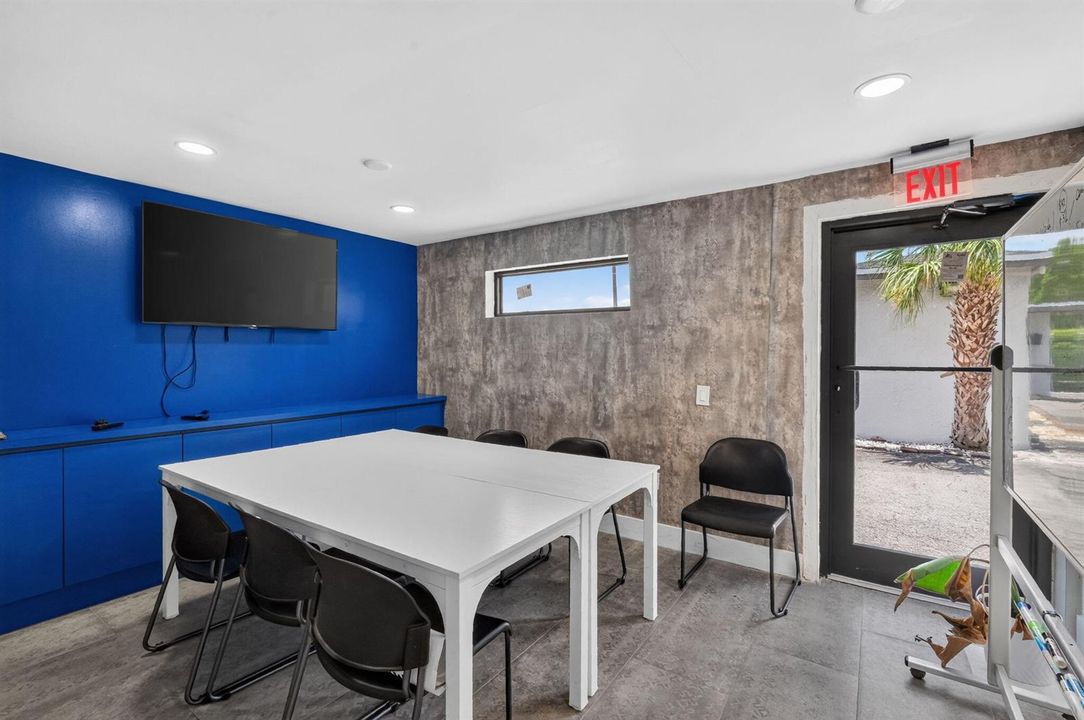 16801 NE 6TH - 00007