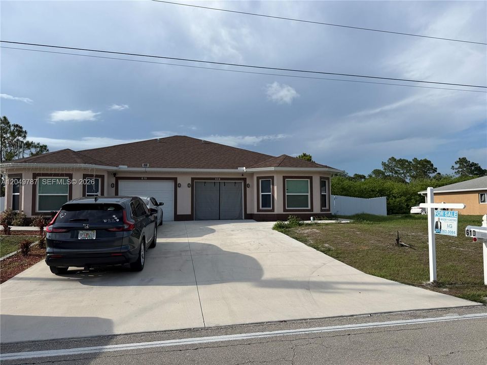 For Sale: $469,900 (0 beds, 0 baths, 2270 Square Feet)