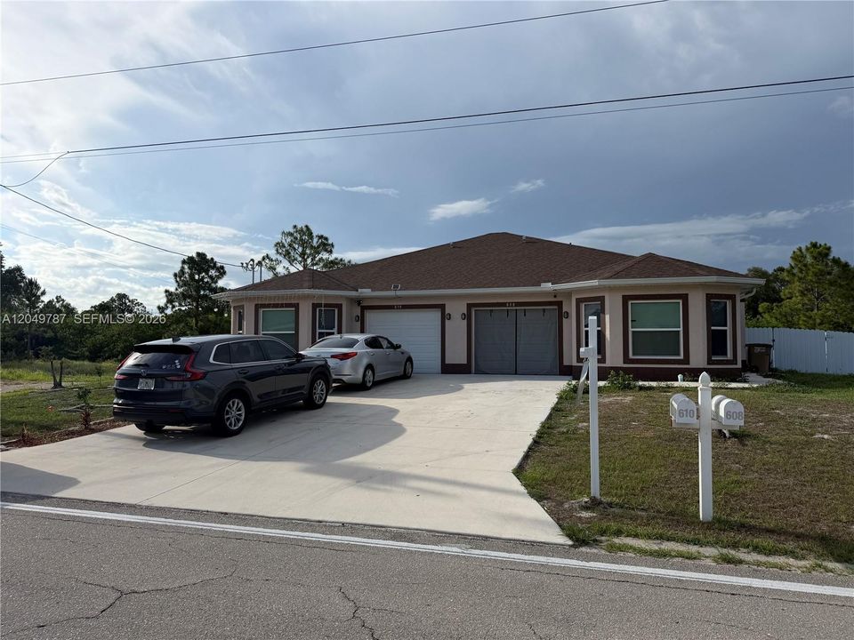 For Sale: $469,900 (0 beds, 0 baths, 2270 Square Feet)