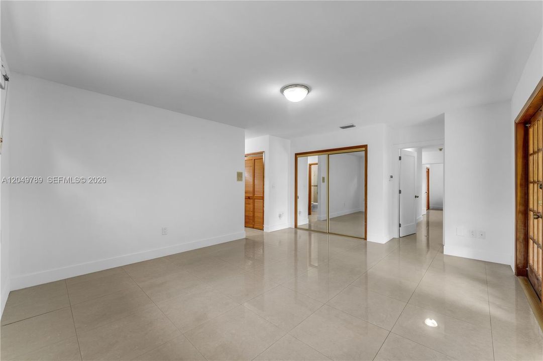 For Sale: $1,090,000 (4 beds, 2 baths, 2224 Square Feet)