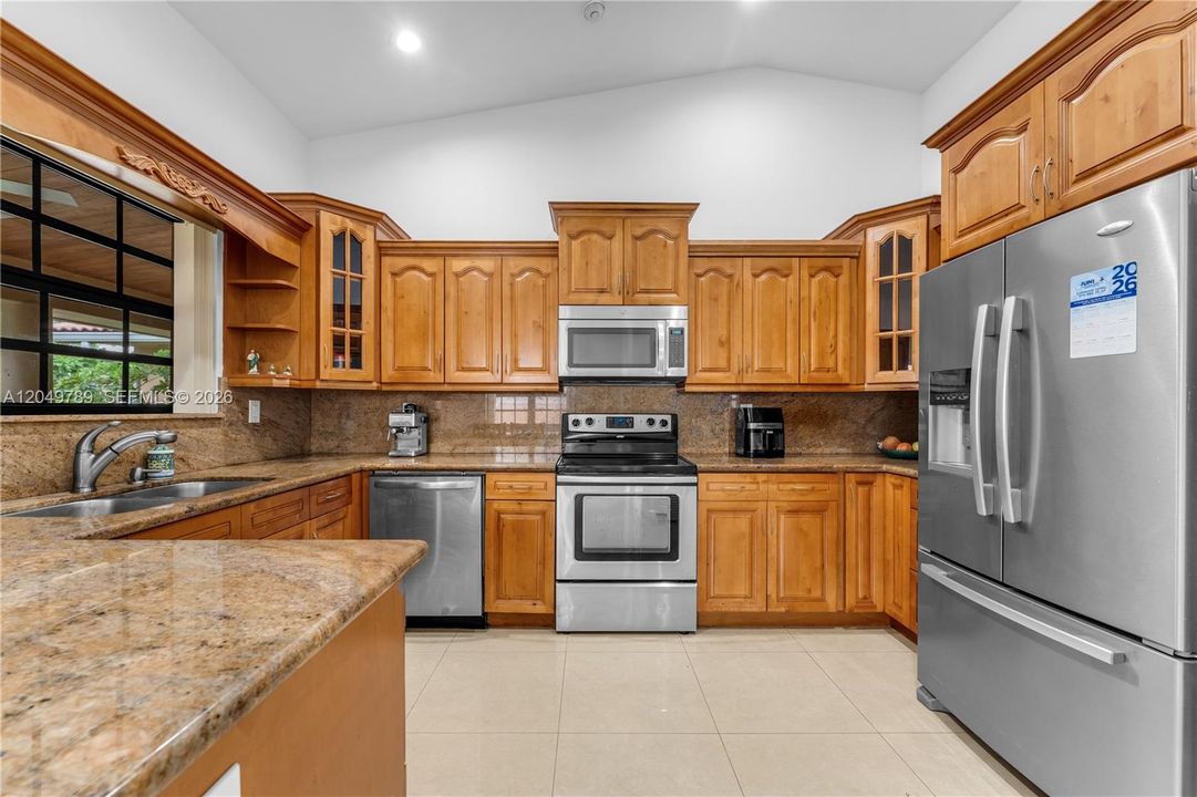 For Sale: $1,090,000 (4 beds, 2 baths, 2224 Square Feet)