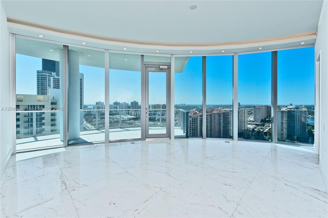 For Rent: $15,000 (2 beds, 3 baths, 2070 Square Feet)