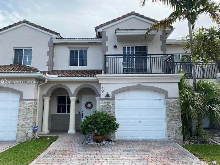 For Rent: $3,500 (3 beds, 2 baths, 1743 Square Feet)
