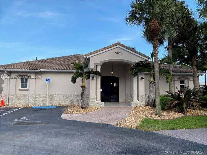 For Rent: $3,500 (3 beds, 2 baths, 1743 Square Feet)