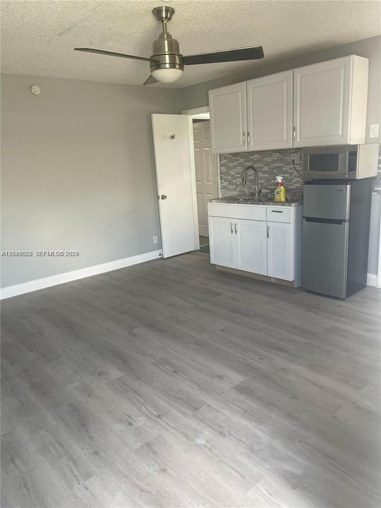 For Rent: $1,600 (1 beds, 1 baths, 1804 Square Feet)