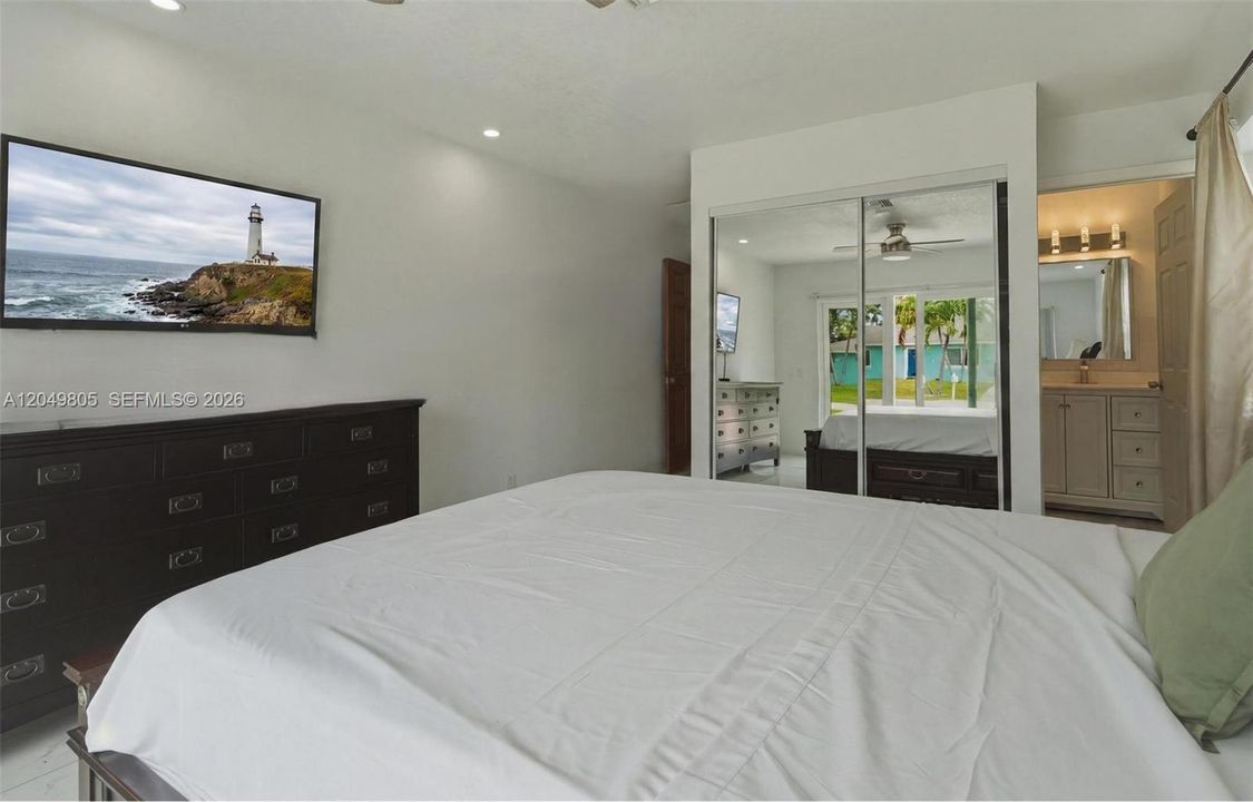 В аренду: $3,950 (4 спален, 3 ванн, 1592 Квадратных фут)