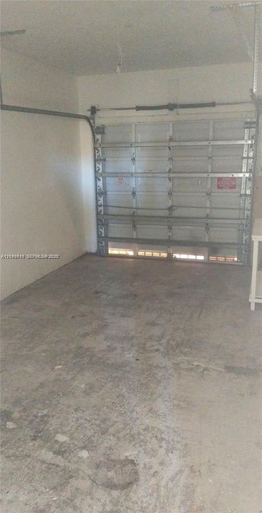For Rent: $3,200 (3 beds, 2 baths, 1456 Square Feet)