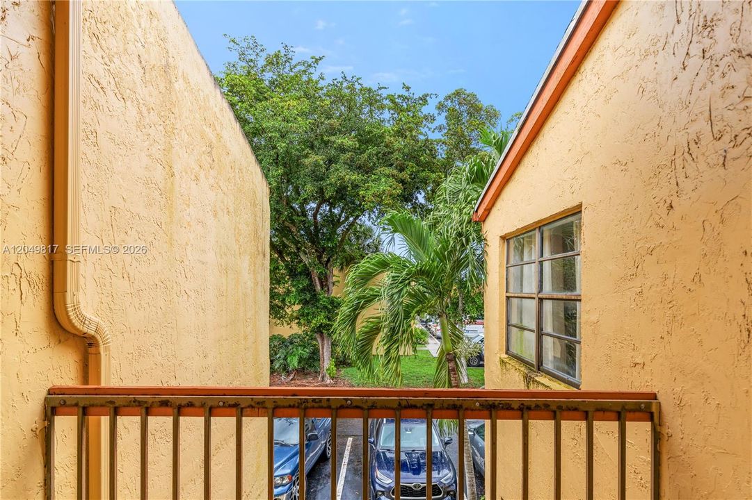 For Sale: $359,921 (4 beds, 3 baths, 1847 Square Feet)