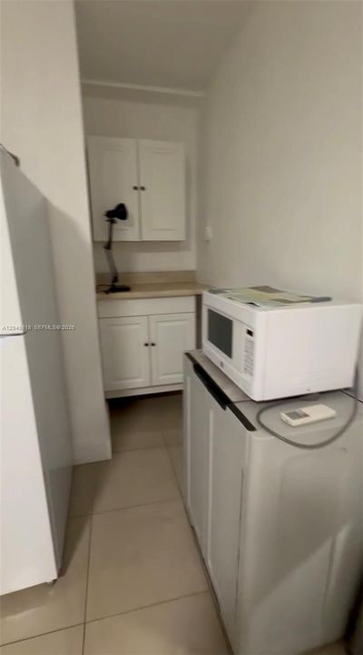 For Rent: $1,200 (1 beds, 1 baths, 1494 Square Feet)