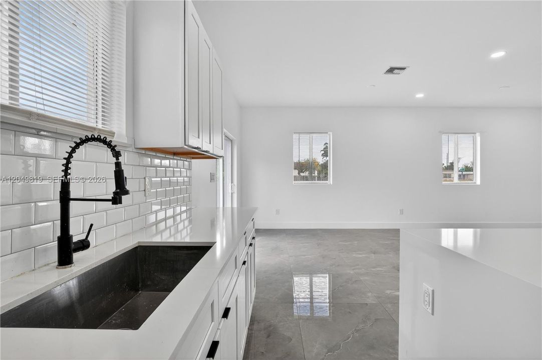 For Sale: $540,000 (3 beds, 2 baths, 1342 Square Feet)