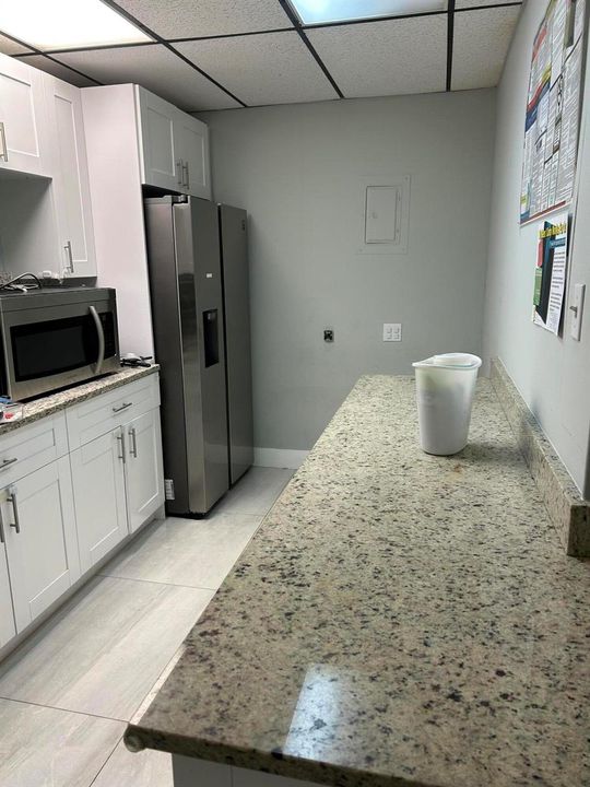 1490 MILITARY 7 &8 KITCHEN