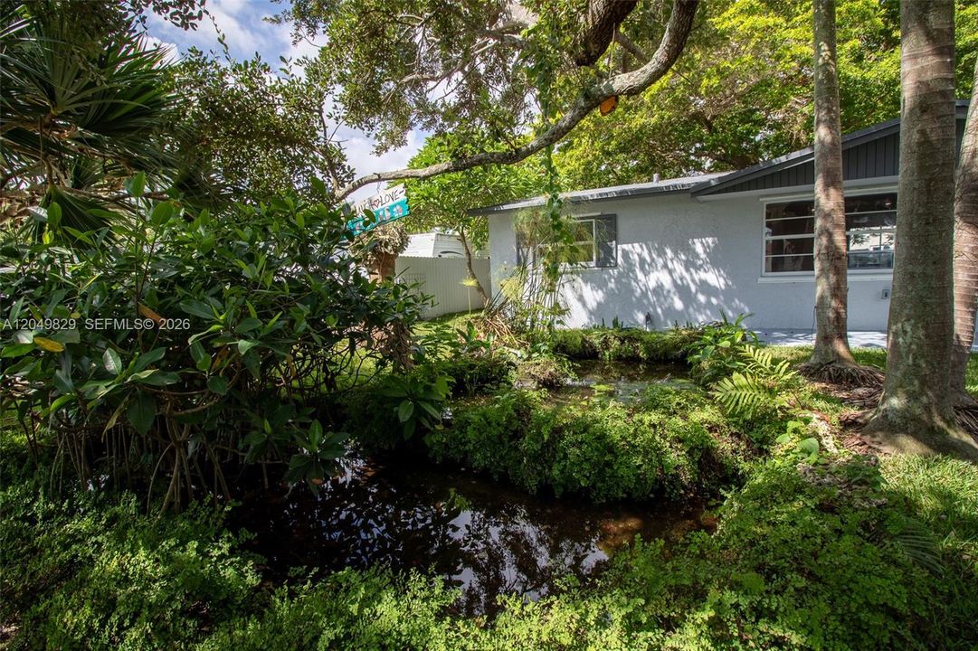 For Sale: $505,000 (4 beds, 2 baths, 1449 Square Feet)
