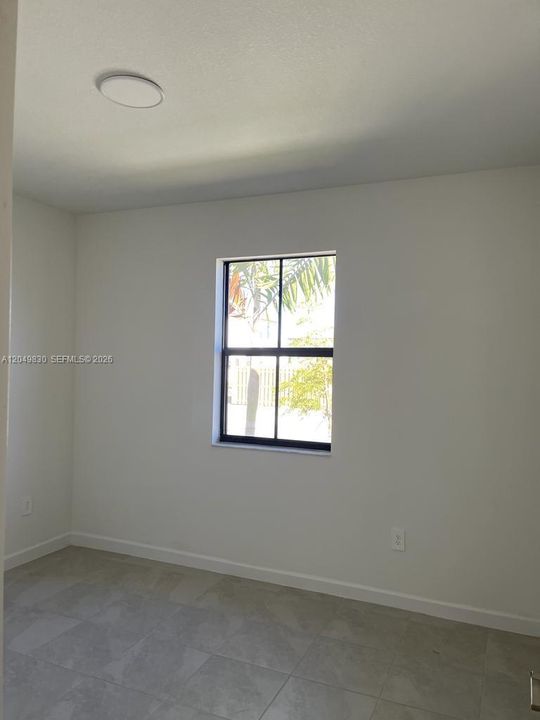 For Rent: $3,800 (4 beds, 3 baths, 1895 Square Feet)