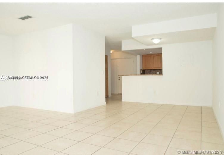 For Rent: $2,400 (2 beds, 2 baths, 1415 Square Feet)
