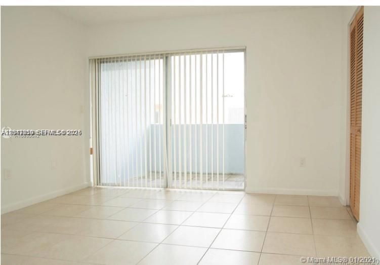 For Rent: $2,400 (2 beds, 2 baths, 1415 Square Feet)