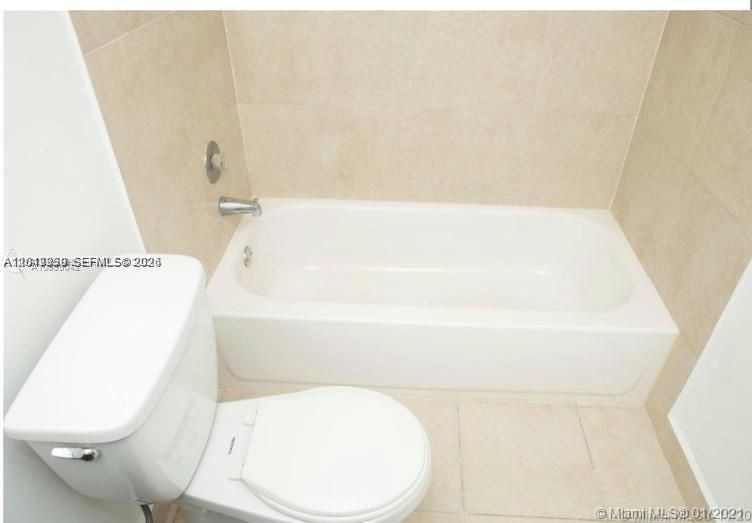 For Rent: $2,400 (2 beds, 2 baths, 1415 Square Feet)