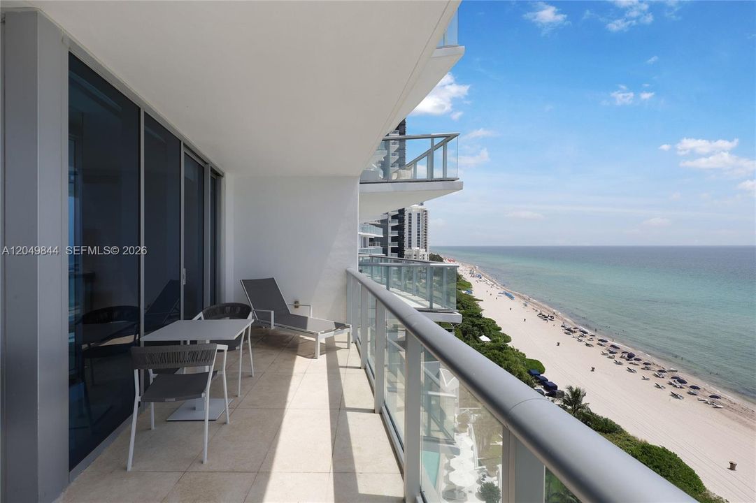 Southeast wrap around balcony