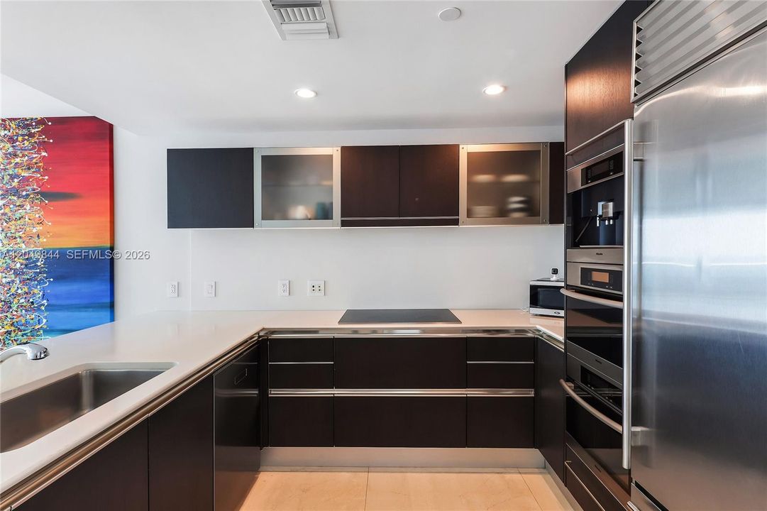 For Sale: $2,750,000 (3 beds, 3 baths, 1863 Square Feet)