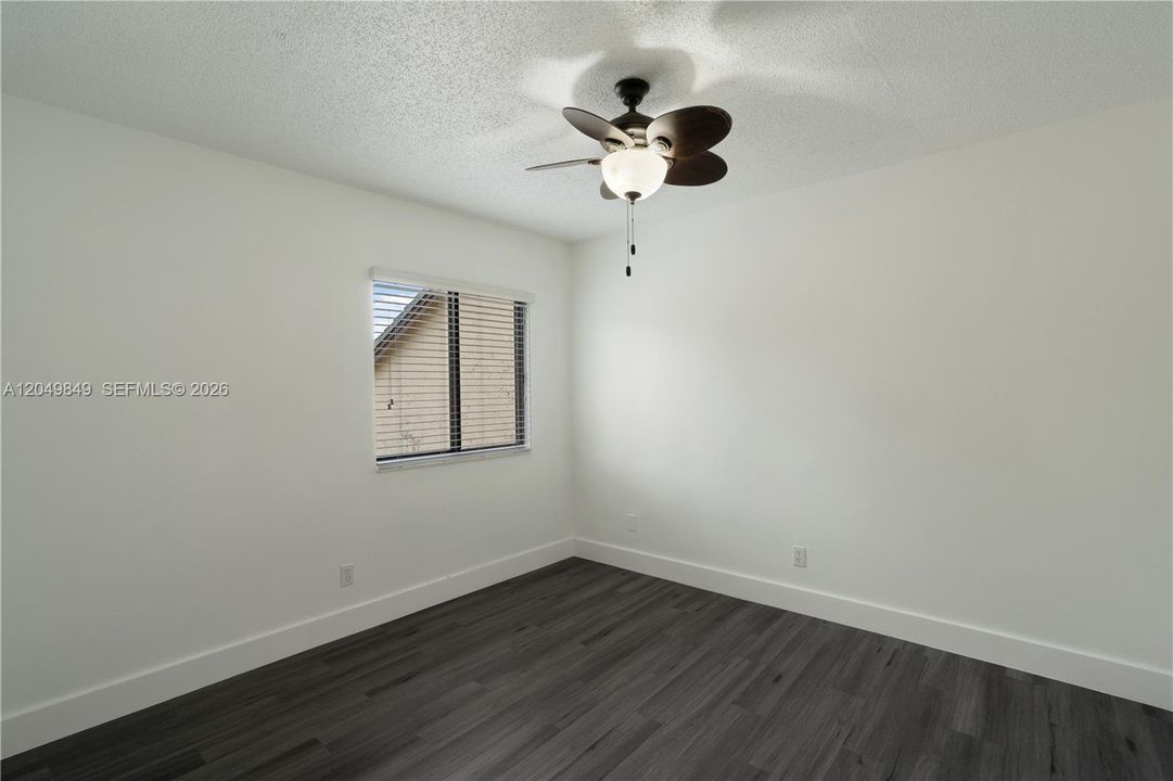 For Rent: $3,500 (3 beds, 2 baths, 1414 Square Feet)