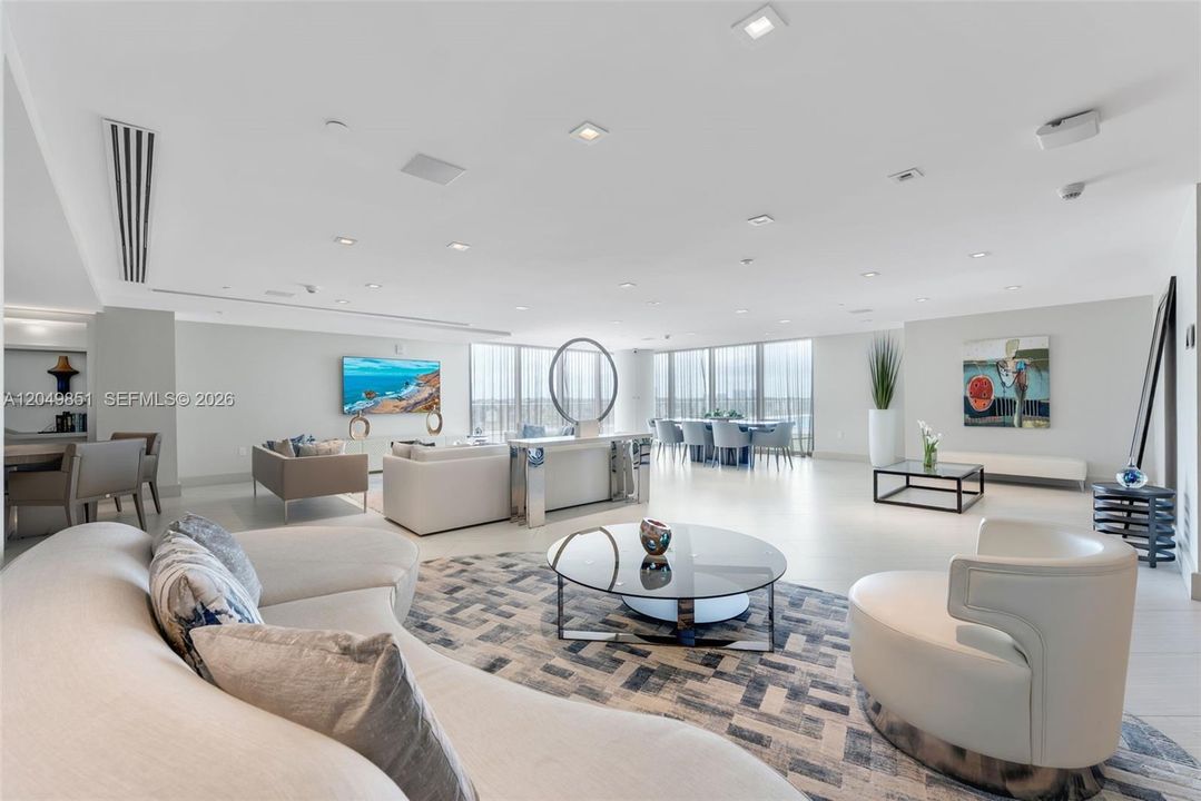For Sale: $1,150,000 (3 beds, 3 baths, 1524 Square Feet)