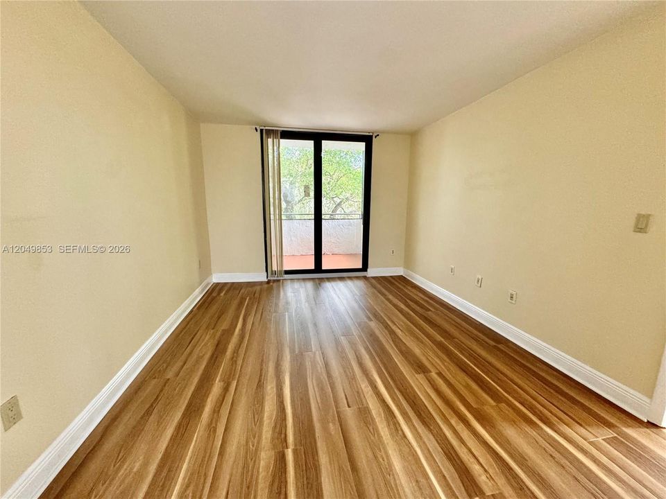 For Rent: $2,450 (3 beds, 2 baths, 1346 Square Feet)