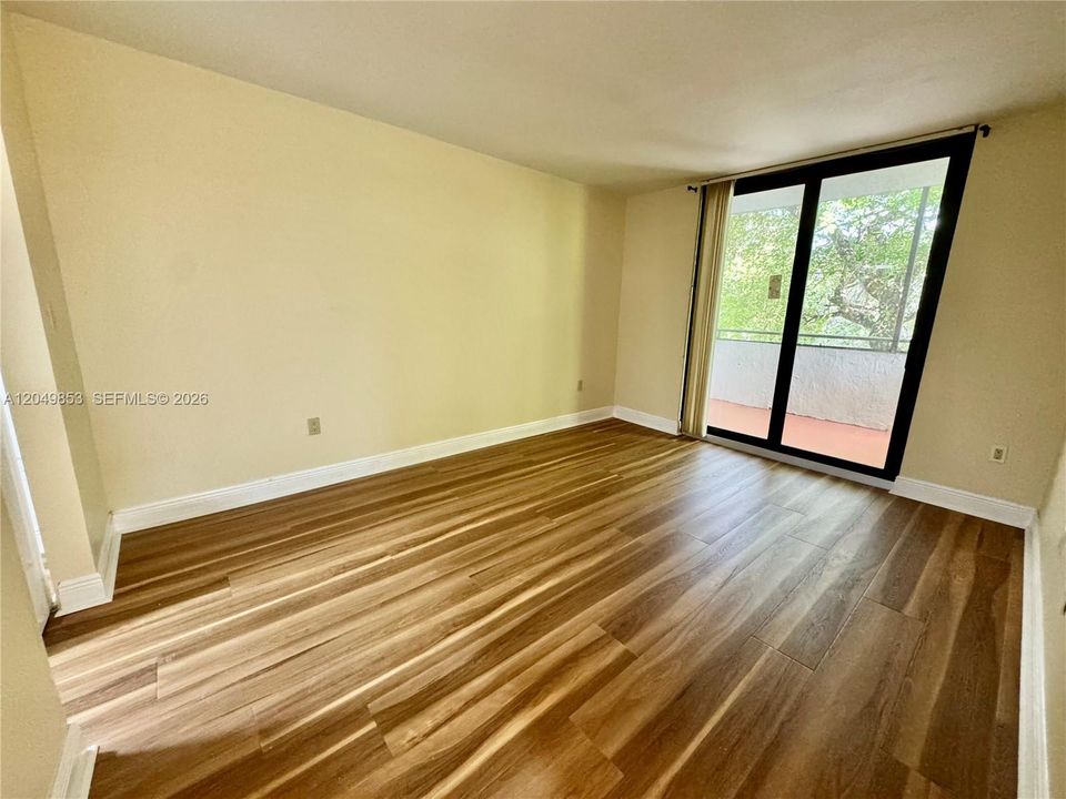 For Rent: $2,450 (3 beds, 2 baths, 1346 Square Feet)