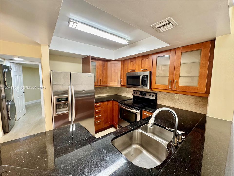For Rent: $2,450 (3 beds, 2 baths, 1346 Square Feet)