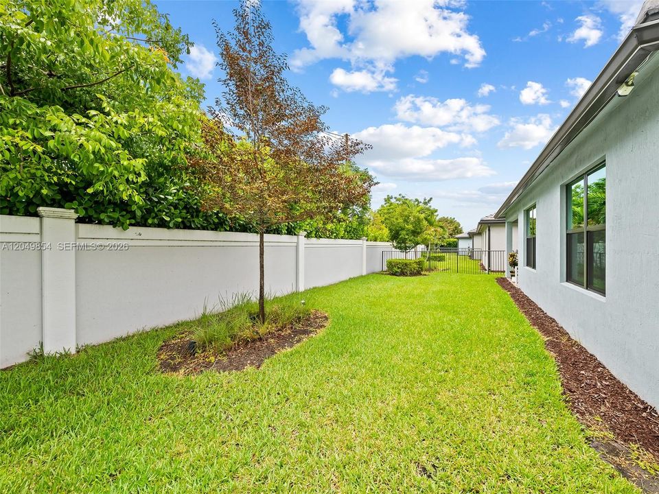 En Venta: $569,000 (3 camas, 2 baños, 1647 Pies cuadrados)