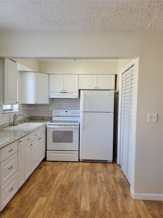 For Rent: $1,650 (1 beds, 1 baths, 640 Square Feet)