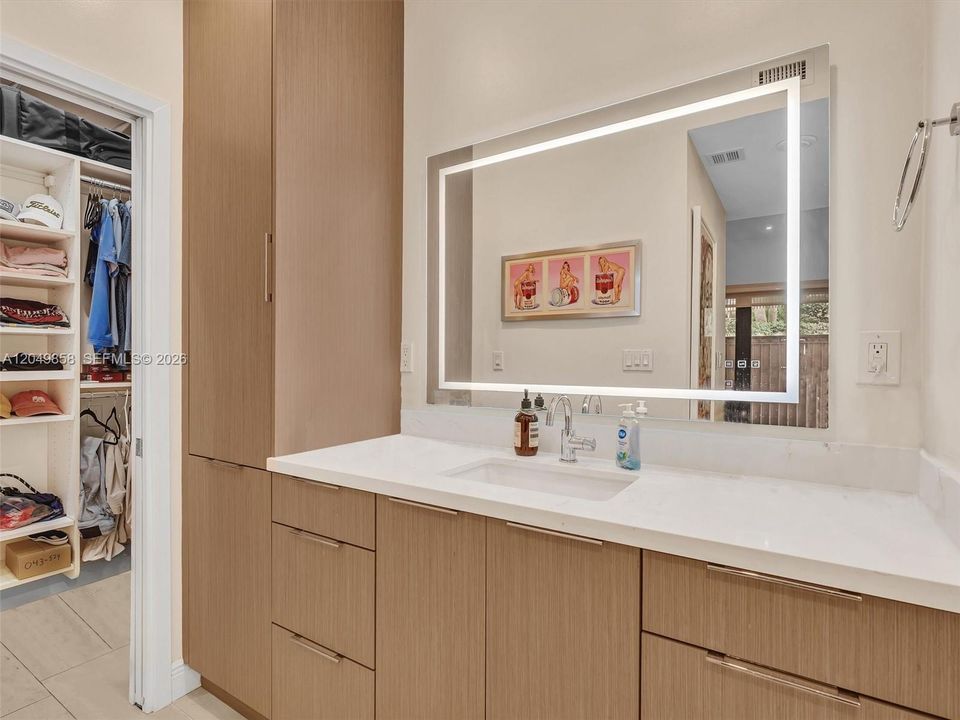For Sale: $1,795,000 (3 beds, 2 baths, 1587 Square Feet)
