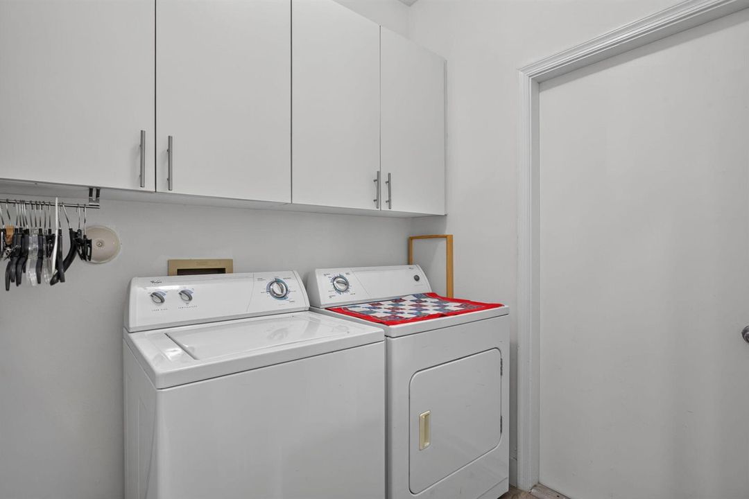 29-web-or-mls-9736-3672