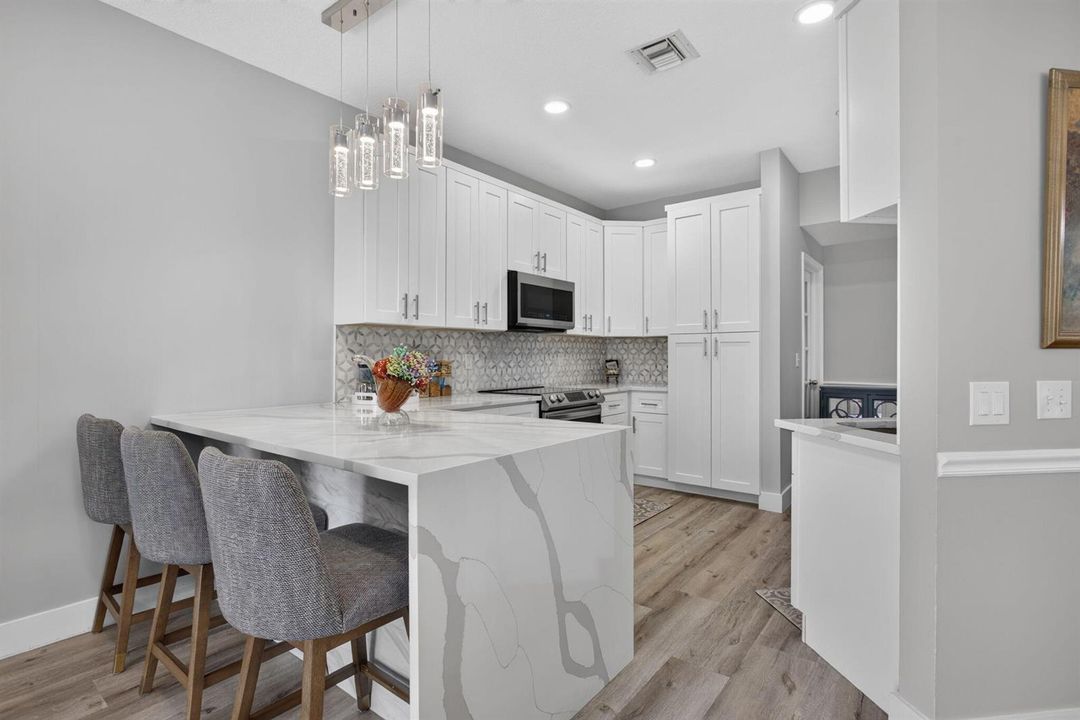 25-web-or-mls-9736-3651