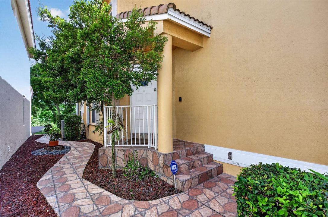 4-web-or-mls-9736-3547